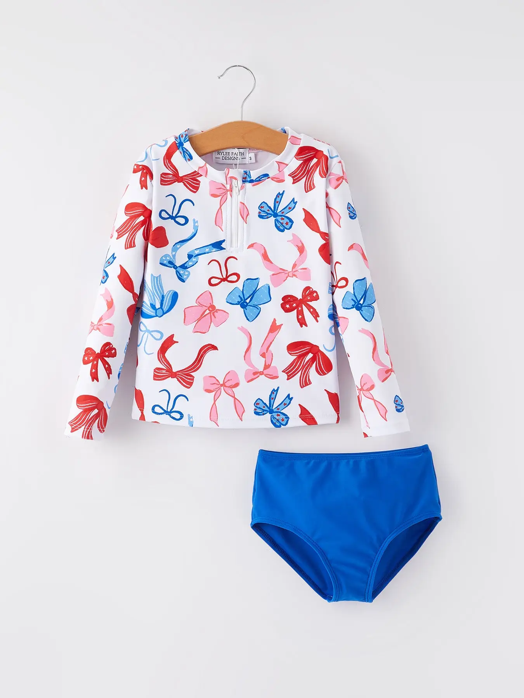 girls swimsuit